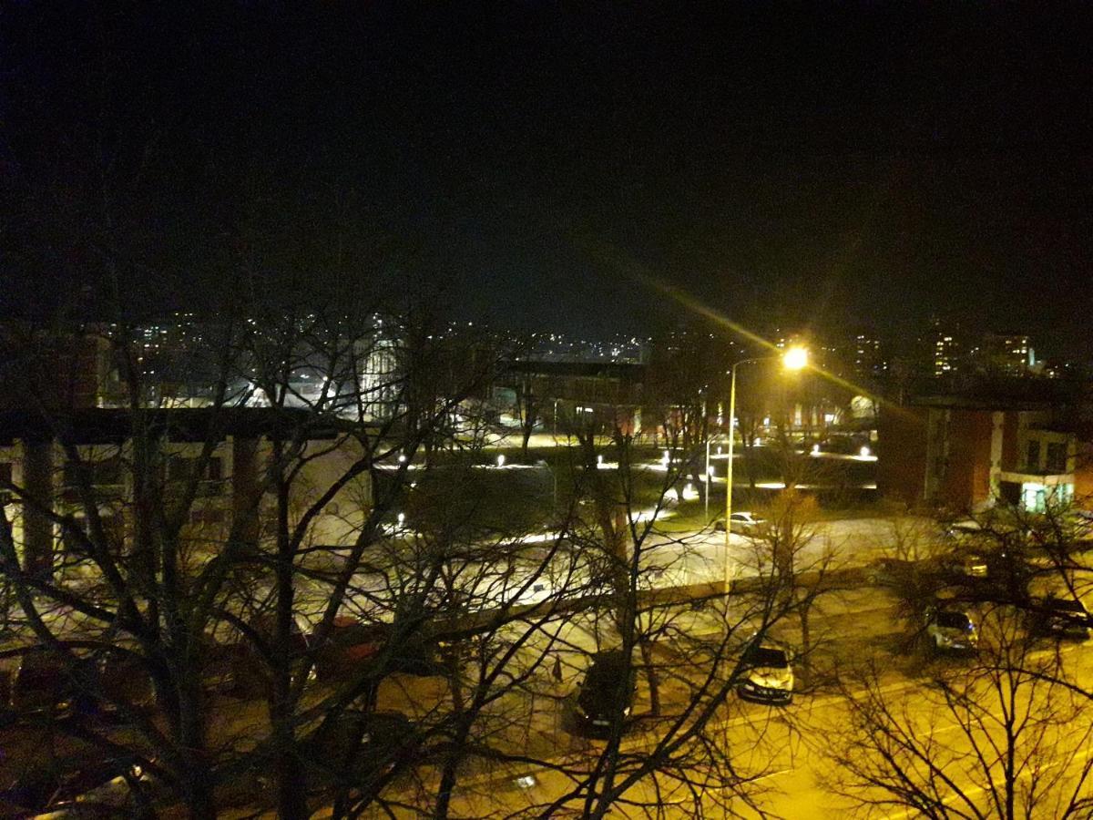 Prenociste Konstantin 2008 Otel Ni Dış mekan fotoğraf