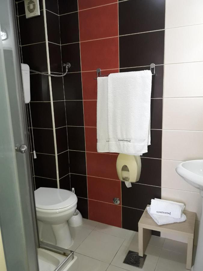 Prenociste Konstantin 2008 Otel Ni Dış mekan fotoğraf