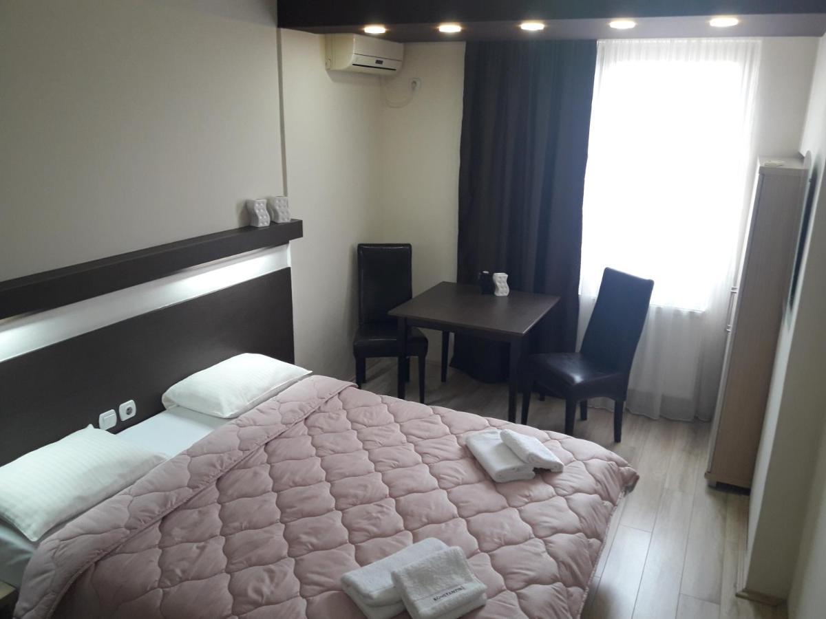 Prenociste Konstantin 2008 Otel Ni Dış mekan fotoğraf