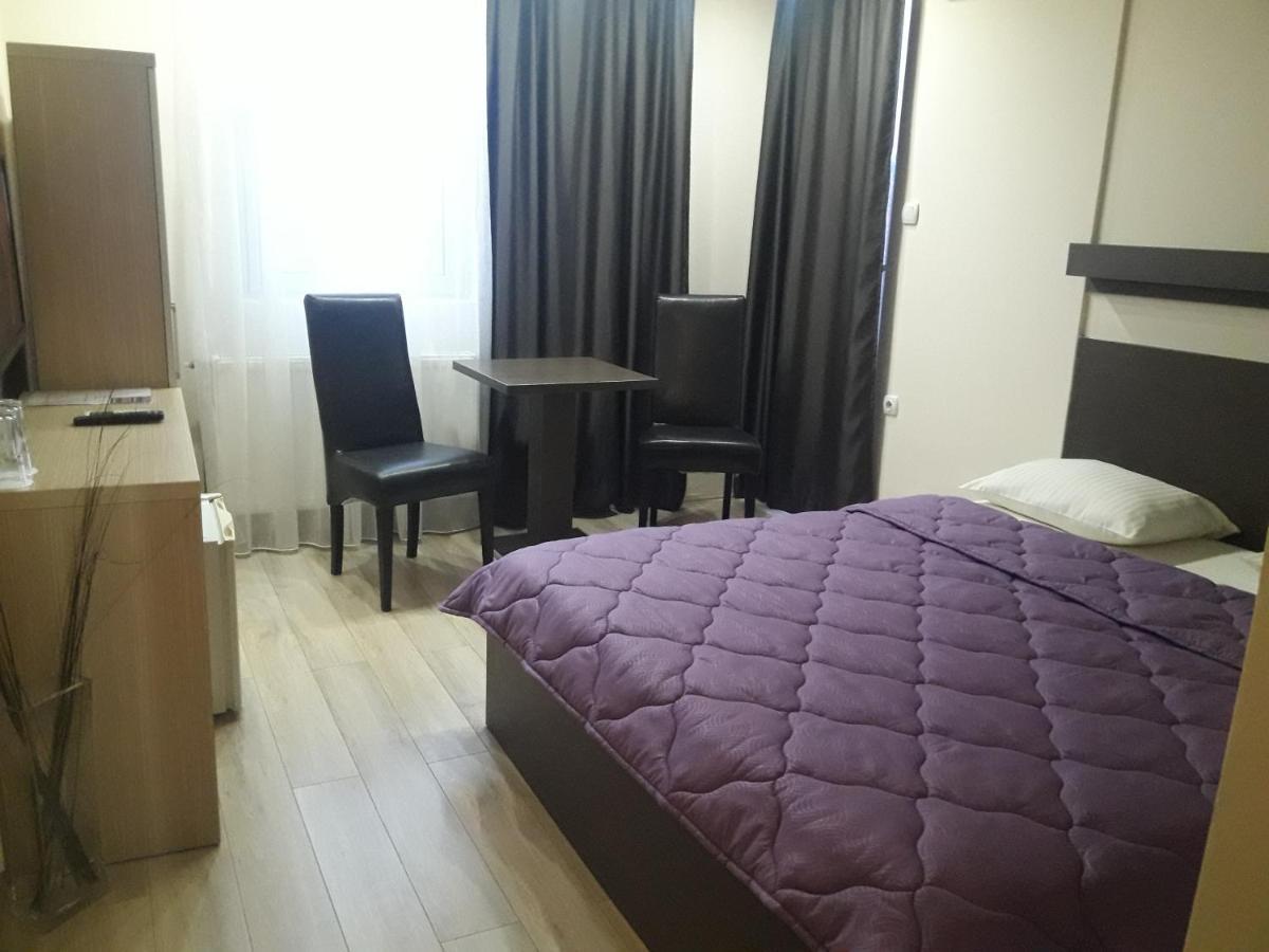 Prenociste Konstantin 2008 Otel Ni Dış mekan fotoğraf